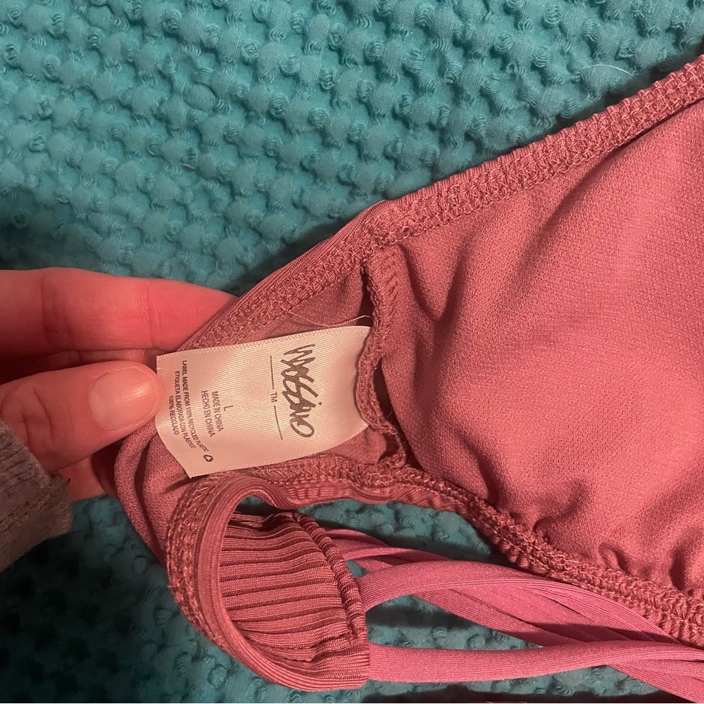 Bikini Top - Picture 3 of 3